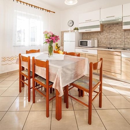 Apartment Vinka 巴斯卡 外观 照片